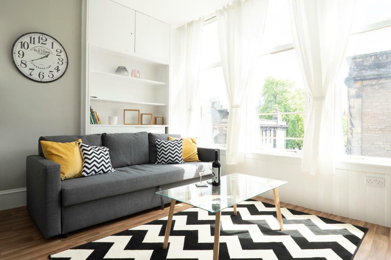 Greenstar Apartments - 2 Minute Walk Away Into City Centre - 6 Individual Flats - Next To Abertay University - 1 Bed 2 Bed & 3 Bedroom Flats - Fully Equipped - Short - Mid - Long Stays Welcome Данди Экстерьер фото