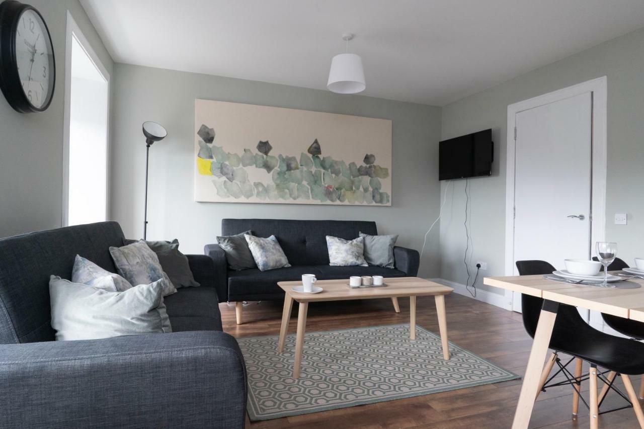 Greenstar Apartments - 2 Minute Walk Away Into City Centre - 6 Individual Flats - Next To Abertay University - 1 Bed 2 Bed & 3 Bedroom Flats - Fully Equipped - Short - Mid - Long Stays Welcome Данди Экстерьер фото