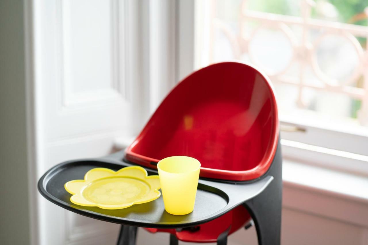 Greenstar Apartments - 2 Minute Walk Away Into City Centre - 6 Individual Flats - Next To Abertay University - 1 Bed 2 Bed & 3 Bedroom Flats - Fully Equipped - Short - Mid - Long Stays Welcome Данди Экстерьер фото