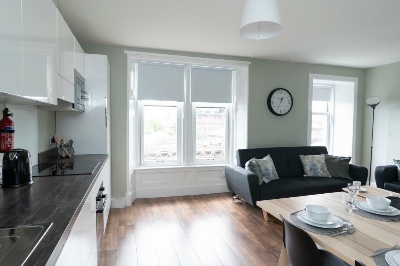 Greenstar Apartments - 2 Minute Walk Away Into City Centre - 6 Individual Flats - Next To Abertay University - 1 Bed 2 Bed & 3 Bedroom Flats - Fully Equipped - Short - Mid - Long Stays Welcome Данди Экстерьер фото