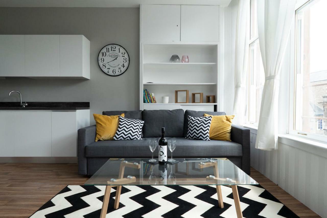 Greenstar Apartments - 2 Minute Walk Away Into City Centre - 6 Individual Flats - Next To Abertay University - 1 Bed 2 Bed & 3 Bedroom Flats - Fully Equipped - Short - Mid - Long Stays Welcome Данди Экстерьер фото