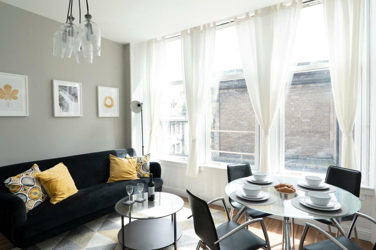 Greenstar Apartments - 2 Minute Walk Away Into City Centre - 6 Individual Flats - Next To Abertay University - 1 Bed 2 Bed & 3 Bedroom Flats - Fully Equipped - Short - Mid - Long Stays Welcome Данди Экстерьер фото
