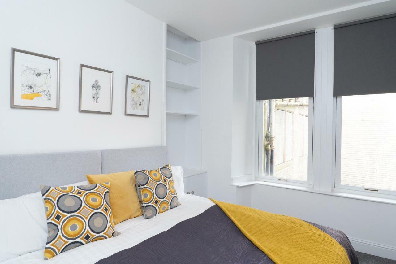 Greenstar Apartments - 2 Minute Walk Away Into City Centre - 6 Individual Flats - Next To Abertay University - 1 Bed 2 Bed & 3 Bedroom Flats - Fully Equipped - Short - Mid - Long Stays Welcome Данди Экстерьер фото
