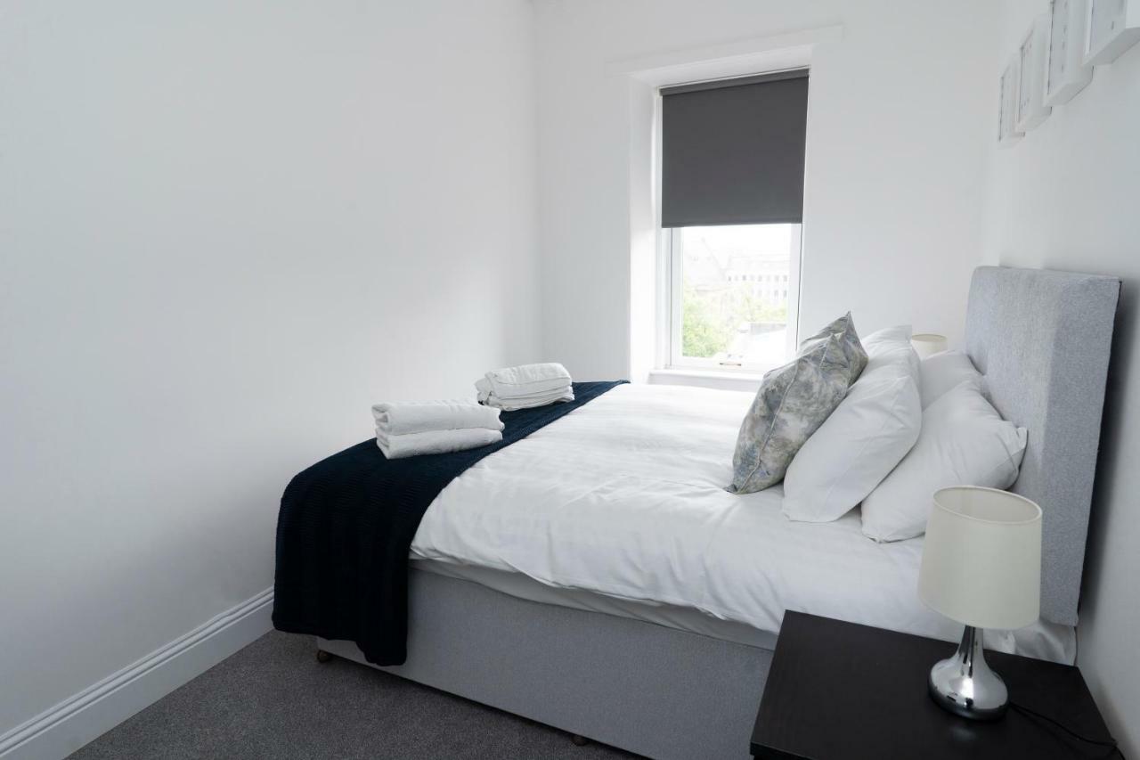 Greenstar Apartments - 2 Minute Walk Away Into City Centre - 6 Individual Flats - Next To Abertay University - 1 Bed 2 Bed & 3 Bedroom Flats - Fully Equipped - Short - Mid - Long Stays Welcome Данди Экстерьер фото