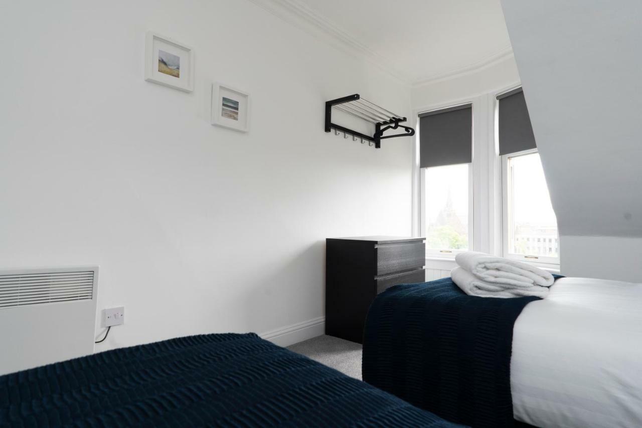 Greenstar Apartments - 2 Minute Walk Away Into City Centre - 6 Individual Flats - Next To Abertay University - 1 Bed 2 Bed & 3 Bedroom Flats - Fully Equipped - Short - Mid - Long Stays Welcome Данди Экстерьер фото